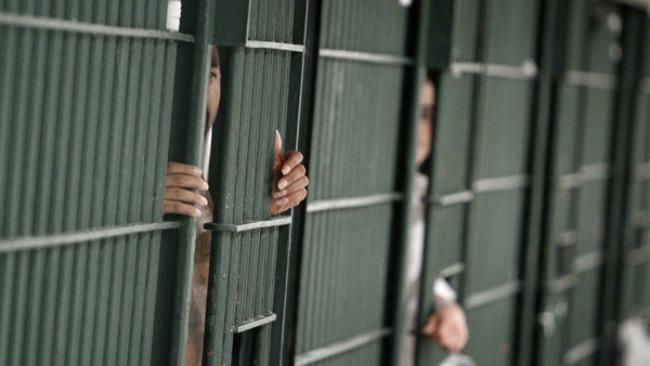 Infractorii scapă de închisoare! Ce lege a adoptat Parlamentul
