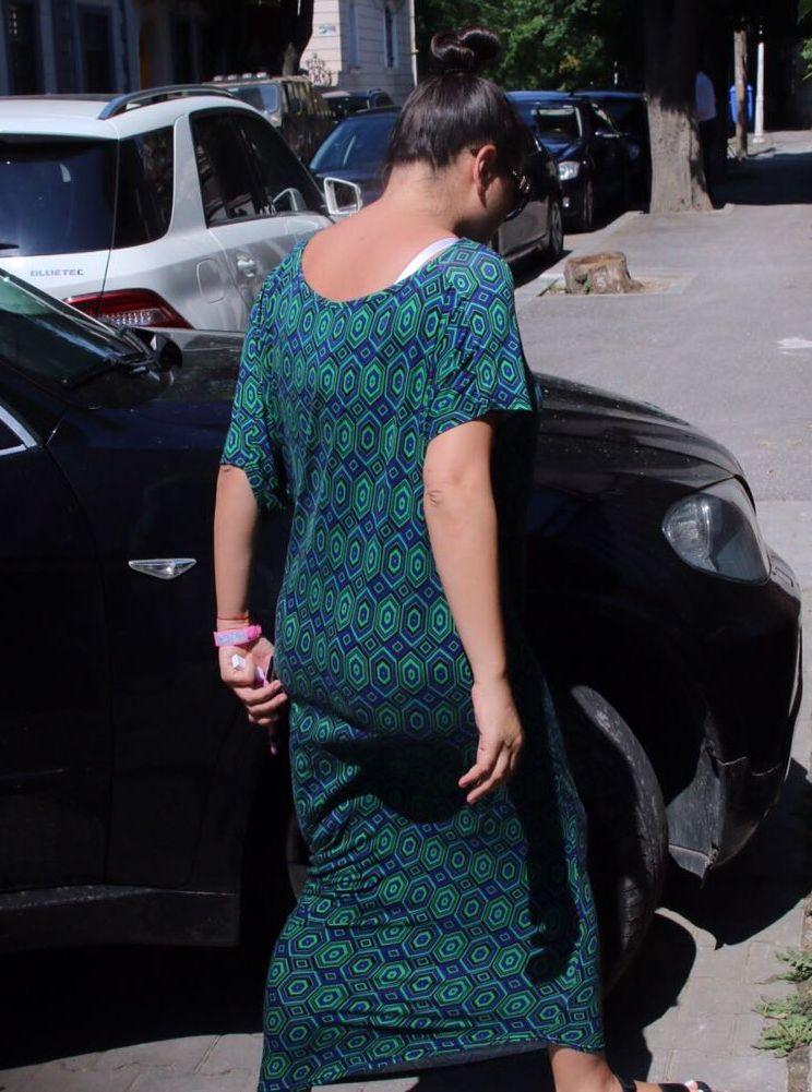 Elena Băsescu s-a externat din spital, după ce a născut a treia oară! Prima imagine cu proaspăta mămică