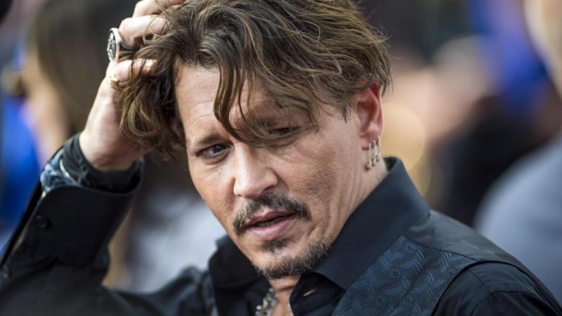 Johnny Depp, protagonistul unui scandal uriaș!  „Îţi voi da 100.000 de dolari dacă îmi tragi un pumn în faţă...”