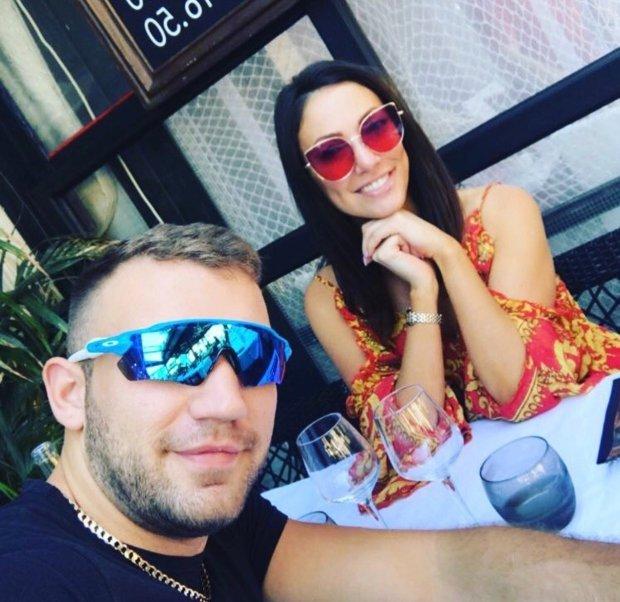 Vestea care a făcut înconjurul lumii! Iubitul concurentei de la ”Insula Iubirii” care s-a sinucis în urmă cu TREI SĂPTĂMÂNI, găsit MORT! Ultimul mesaj e sfâșietor: ”Te iubesc din toată inima mea. Nu mă pot opri din plâns...”