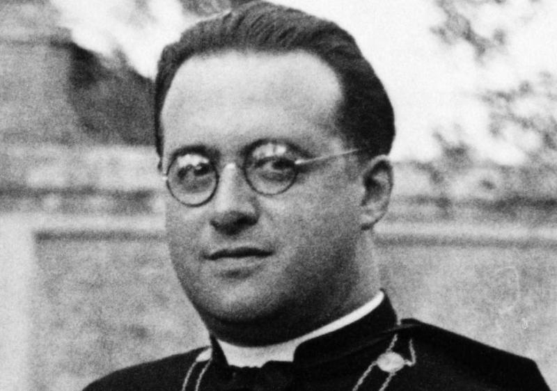 Georges Lemaître, fondatorul teoriei Big Bang-ului, celebrat de Google Doodle