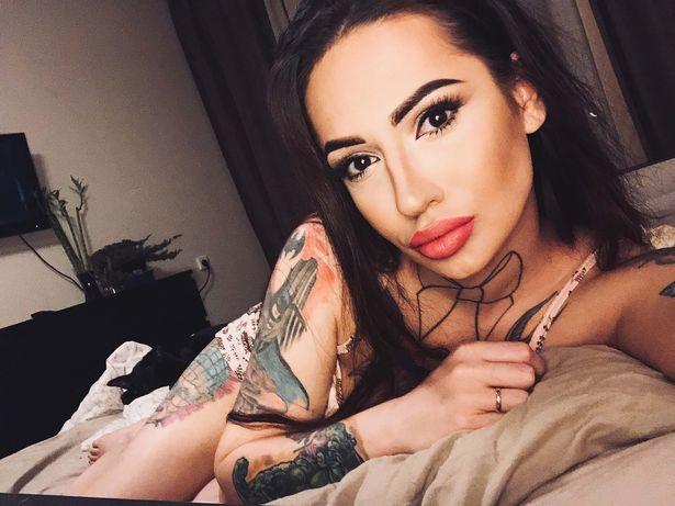 Doctorița...interzisă minorilor! Tânăra asta te vindecă INSTANT, doar cu modul în care arată! (FOTO)