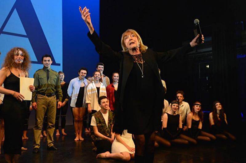 DOLIU în lumea dansului! A DECEDAT după ce a făcut istorie