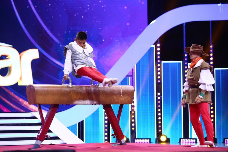 Sâmbătă, de la 20:00,  pe Antena 1. Marian Drãgulescu în rol de Sancho Panza la „Next Star”