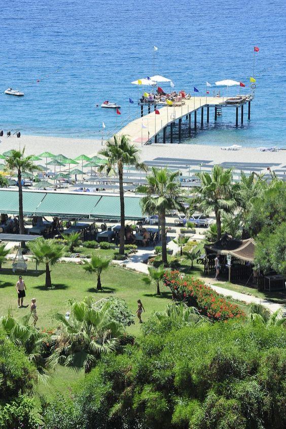 Top 5 cele mai ieftine destinații turistice pentru această vară