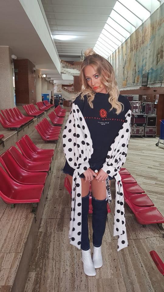 Delia, mai sexy ca niciodată la X Factor! Ţinutele extravagante ale juratei au atras privirilor tuturor: "Arăţi extraordinar"