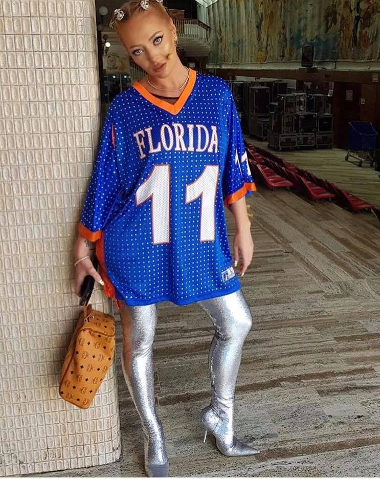 Delia, mai sexy ca niciodată la X Factor! Ţinutele extravagante ale juratei au atras privirilor tuturor: "Arăţi extraordinar"