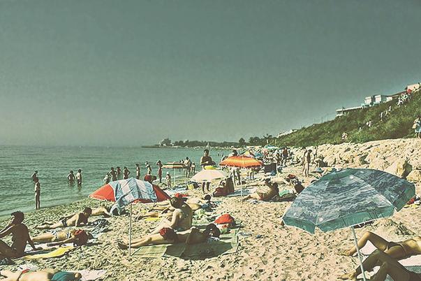 Poveștile mai puțin cunoscute ale Costineștiului, istoria sațiunii tineretului