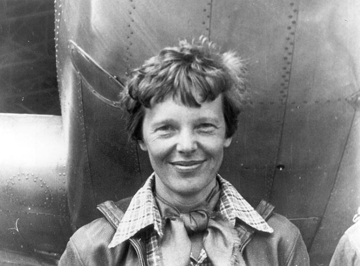 Unul dintre cele mai mari mistere ale aviației ar fi fost rezolvat! Sfârșitul TULBURĂTOR al Ameliei Earhart. Cât timp s-a zbătut să rămână în viață