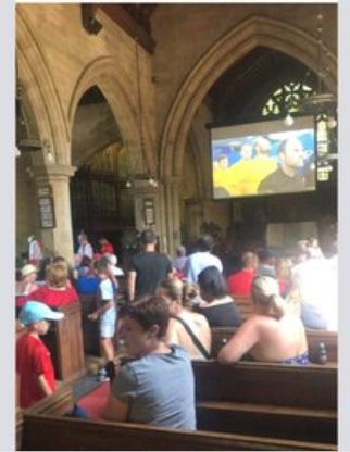 Mireasa a văzut că invitații au dispărut brusc, așa că a mers să-i caute! Ce făceau nuntașii