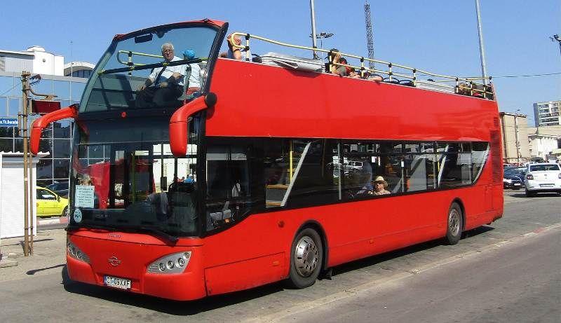 Vacanță 2018 pe litoralul românesc Constanța. Mersul autobuzelor etajate