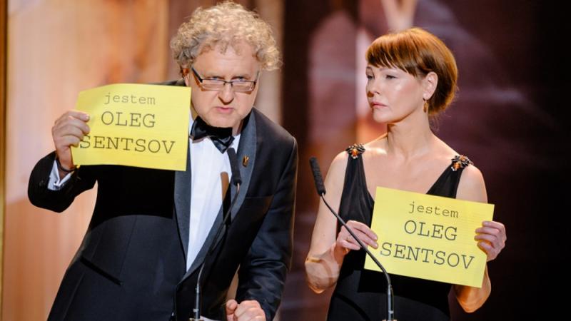 Protest extrem: De ce au intrat mai mulți artiști în GREVA FOAMEI? Oamenii sunt îndemnați să se alăture cauzei lor