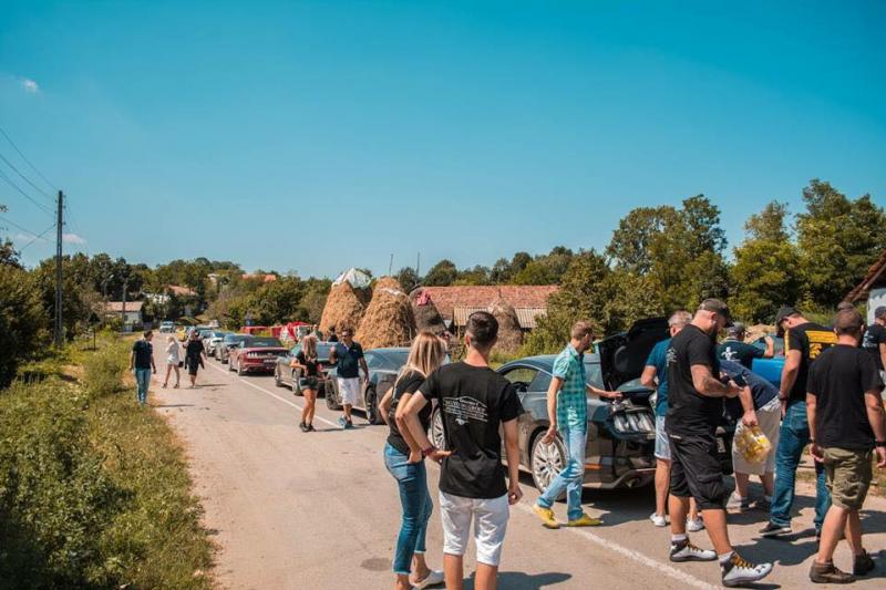 Surpriză de proporții pentru Dragoș, puștiul diagnosticat cu trei forme de cancer care a fost la ”Next Star”! Dan Negru a făcut anunțul: ”Au plecat cu zeci de mașini spre satul lui natal!”