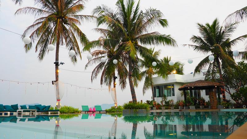 Tot ce nu se ştia despre ”Insula iubirii”: S-au consumat 10.000 de porţii de mâncare, s-au trimis 5 tone de echipamente, s-au băut 1,5 tone de cafea