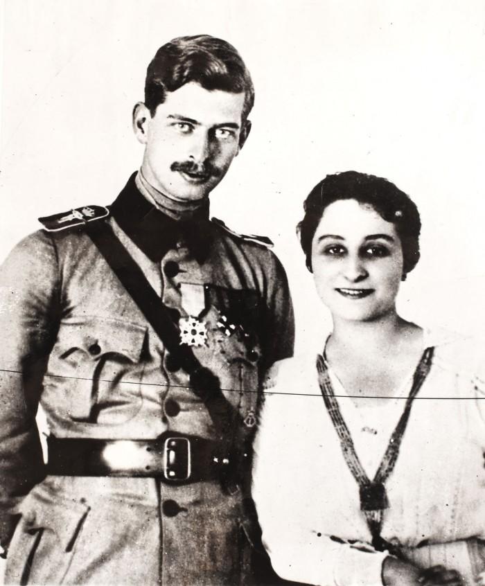 Zizi, femeia care-a dat ROMÂNIA peste cap. Ferdinand l-a închis pe Carol al II-lea la mănăstire. ”Sunt mort și te ador”. S-au stins la o lună unul după celălalt