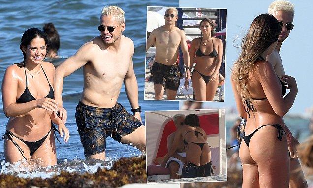 UNA PE ZI! Sarah, noua cucerire a starului mexican Javier ”Chicharito” Hernandez. Imagini hot cu modelul de 23 de ani