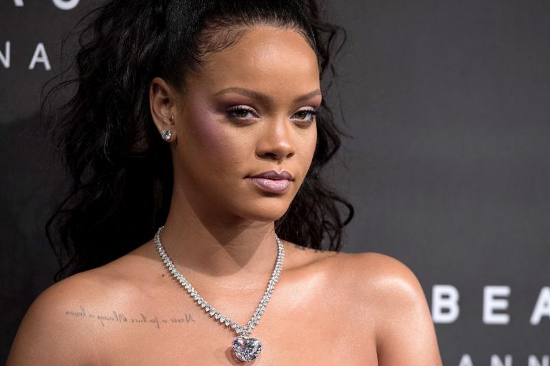 E OFICIAL! Rihanna a făcut marele ANUNȚ și fanii încă nu și-au revenit din ȘOC!