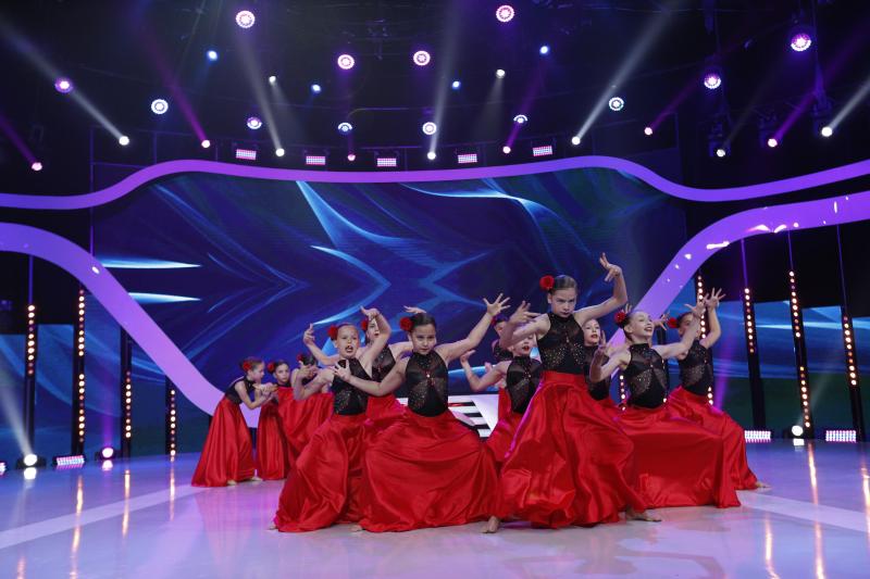 Juriul, în DELIR! Trupa Double D a făcut un spectacol magic de dans! „A fost extraordinar”