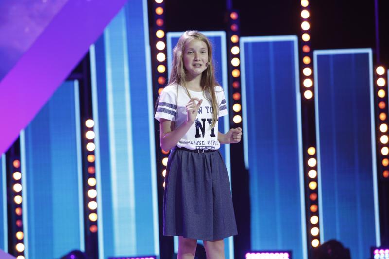 Dorian Popa, pus la zid de Andreea Cucu cu număr savuros de ROAST! Puștoaica i-a făcut pe toți să râdă cu lacrimi!