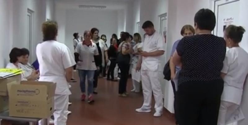 Un virus cumplit atacă România! Patru decese în ultima săptămână