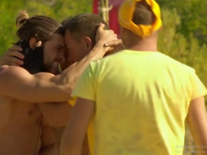 Ultimul Trib. Cu ultimele forțe, Dorian Popa a izbucnit în LACRIMI de fericire la „Ultimul Trib”! „Pentru tine am făcut-o, mă! Rămâi cu NOI”