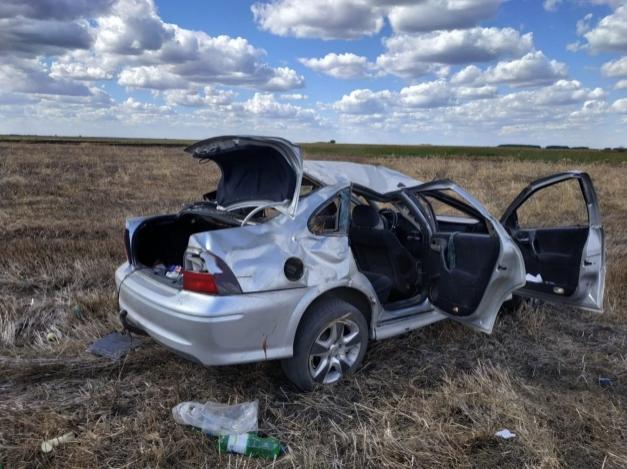 Accident spectaculos în Teleorman! Cum arată mașina după ce a ieșit de pe șosea, s-a răsturnat de două ori și a revenit pe roți