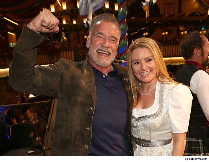 Imagini rare cu Arnold la un festival de bere! La cei 71 de ani, a făcut un adevărat spectacol - GALERIE FOTO