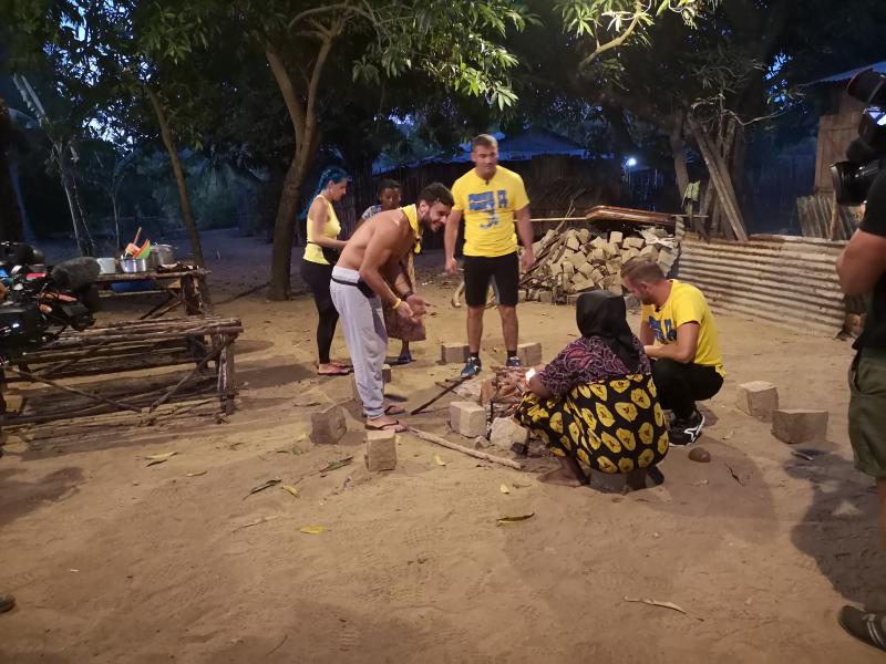 ULTIMUL TRIB! Cum și-au făcut cumpărăturile concurenții din echipa vedetelor! Dima: ”Dacă se poate în Europa, se poate și aici, în Africa!”