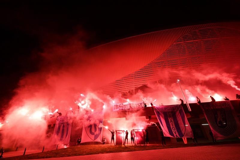 #Știința70! 5 septembrie, ziua în care s-a născut un mit: Universitatea Craiova! Oltenii au făcut spectacol de ziua lor