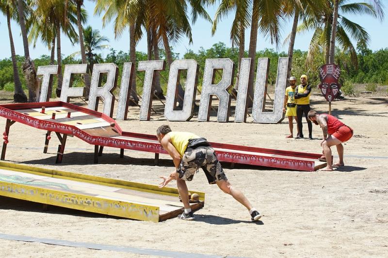 Crocodilii au câştigat aseară proba pentru Teritoriu la „Ultimul Trib”