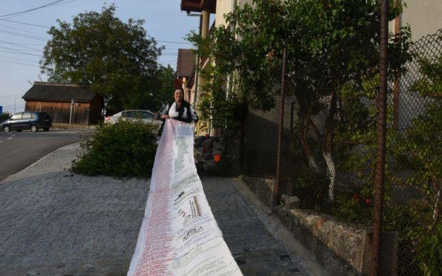 169 de ani de la nașterea lui Mihai Eminescu! Ea e femeia care a stat trei ani să coasă tot Luceafărul pe o pânză: ”Mă trezeam noaptea şi continuam să cos”