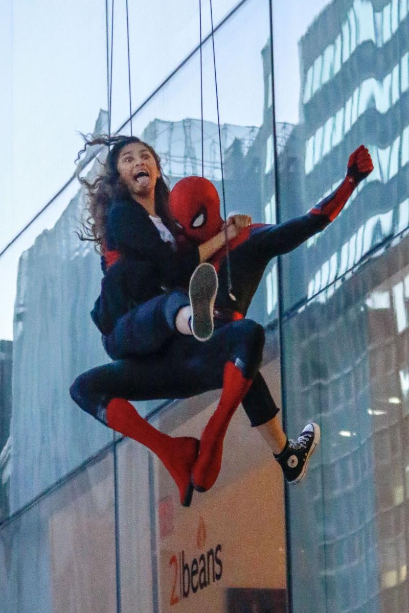 Cum s-a turnat filmul Spider-Man Far From Home. Spiderman și-a tras costum nou!