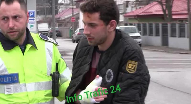 Ultim omagiu adus celor doi elevi omorâți în Tulcea de către un șofer beat. Sute de prieteni, colegi și profesori i-au plâns astăzi pe cei doi băieți