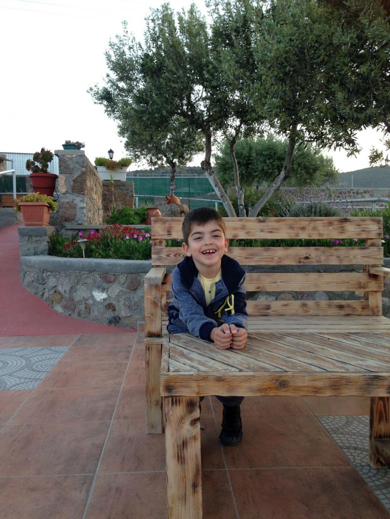 ”Bună, sunt Ioan. Iubesc fotbalul, dar nu-mi pot folosi picioarele. Vreau să dau măcar o pasă!”