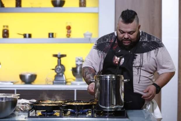 Cștigătorul ”Chefi la cuţite”, recunoaște: "Mi-a fost foarte ușor să câștig". Cum a arătat prima noapte din viața lui Munti după difuzarea finalei