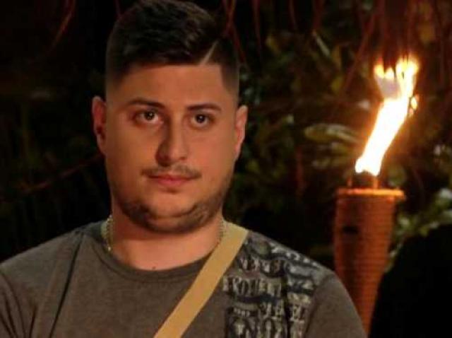 Răzvan De La Insula Iubirii S A Despărțit De Iubită Pe Facebook Printr Un Mesaj Antena 1