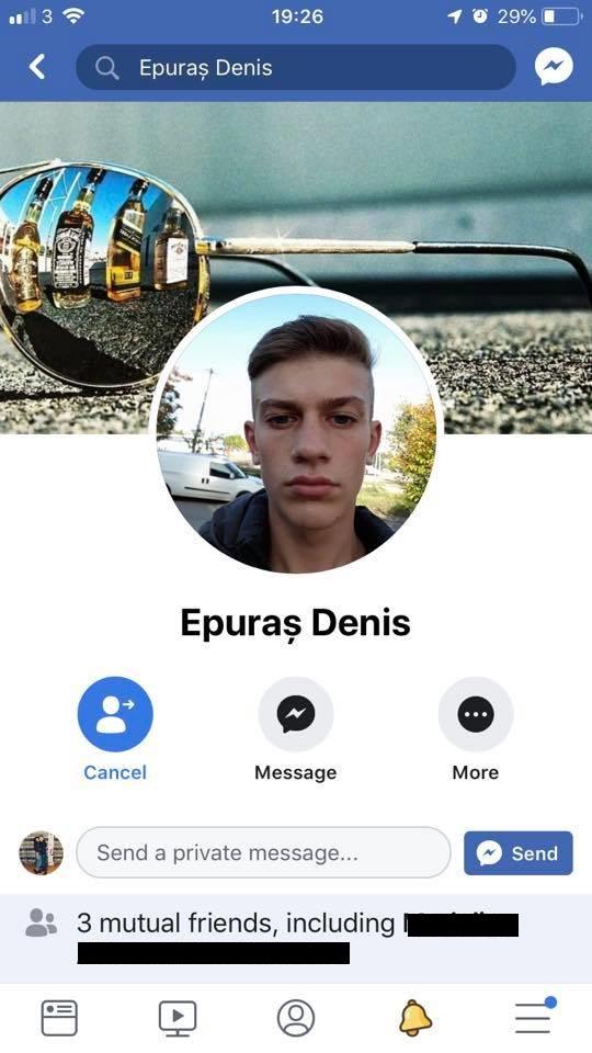 Ei sunt cei doi adolescenți care au călcat în picioare un copil în Botoșani: "Îl știu, e poamă rea ca taică-su!"