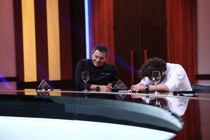 Povești de viață unice și farfurii savuroase în editia 8 "Chefi la cuțite". Scărlătescu a câștigat încă o amuletă