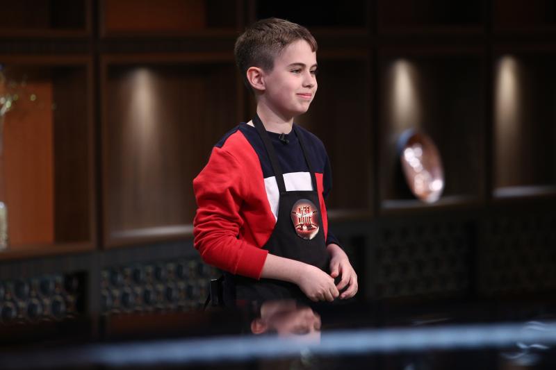 Povești de viață unice și farfurii savuroase în editia 8 "Chefi la cuțite". Scărlătescu a câștigat încă o amuletă