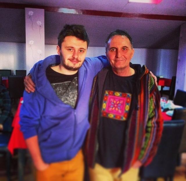 A cucerit vara aceasta topurile muzicale cu piesa "Străzile din București", însă puțini știu de la cine a moștenit talentul pentru muzică. Cine este tatăl lui Florian Rus