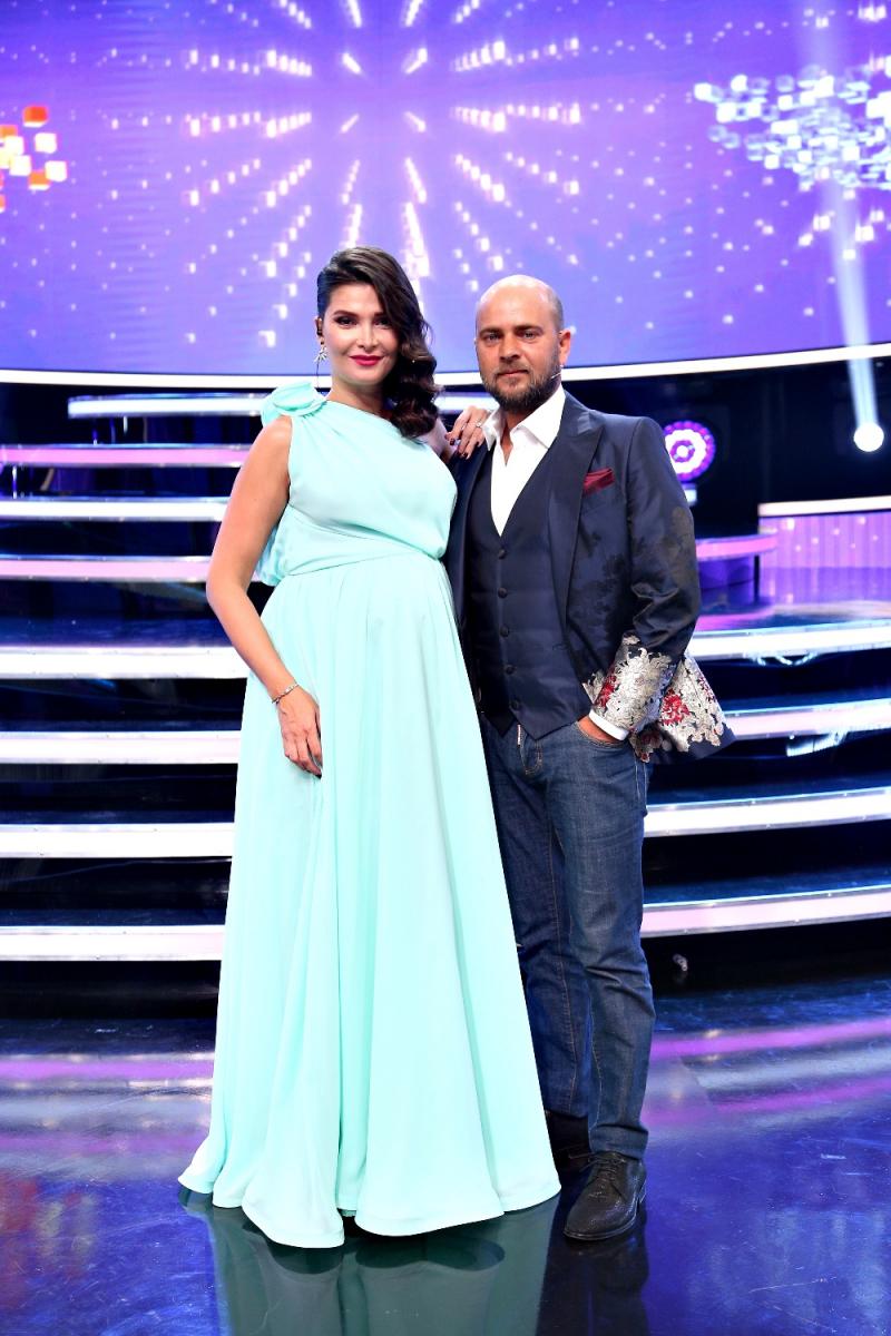 Tarkan, Stela Popescu, N&D, Mihaela Runceanu, Tom Jones și Ella Fitzgerald urcă pe scena show-ului Te cunosc de undeva!