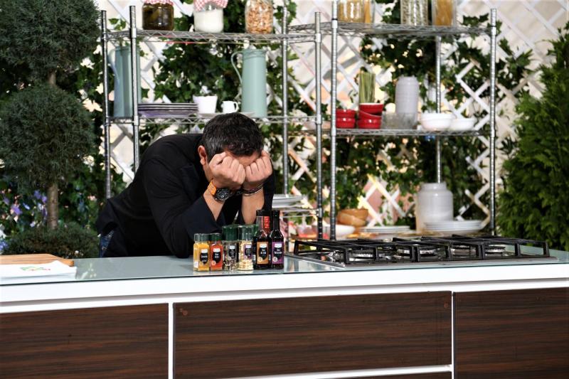 Roata ingredientelor complică lupta de amuletă: ”Îmi vine să îmi dau tunica jos, eu așa ceva nu pot să duc!”