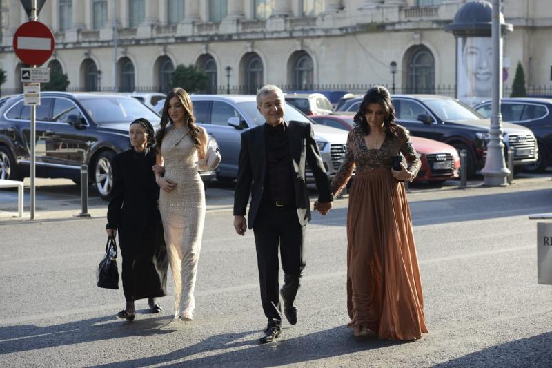 FOTO / Cum a apărut Gigi Becali la cununia fiicei sale! Patronul FCSB nu s-a putut abține! Ginerele, aroganță de mii de euro