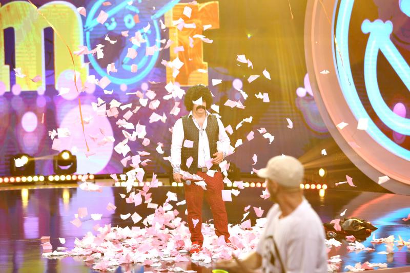 Neluţu Măgurean a readus muzica anilor '80 pe scena de la iUmor!