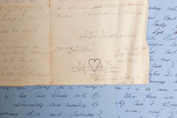 Un război. O iubire. 633 de scrisori. La 93 de ani, și-a lansat prima carte, inspirată de povestea de dragoste ce legat-o de soțul ei: „Este despre un băiat care s-a îndrăgostit...”