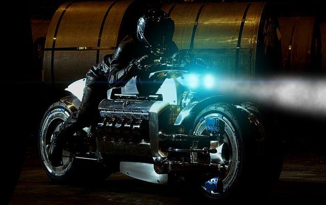 Monstrul pe patru roți care a șocat lumea întreagă. Este cea mai rapidă motocicletă din lume