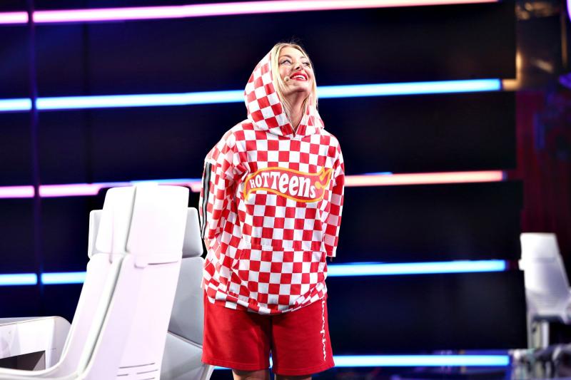 Delia este ultimul jurat care folosește maneta la iUmor! “Am citit în privirile colegilor disperarea!”