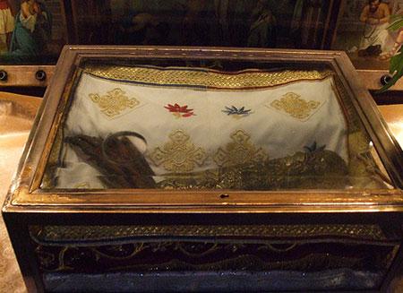 Sărbătoare mare azi! Sute de mii de români au onomastica! Află cui trebuie să-i dai mesaj