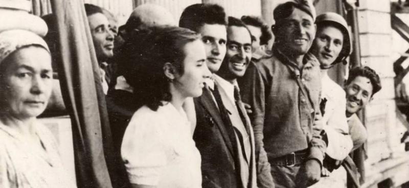 „De ce oare n-ai luat-o tu, că salvai, dracu' , ţara de la urgie?!". Cea mai scandaloasă iubire a Elenei Ceaușescu, ascunsă în istorie! Pe cine pusese ochii Lenuța și de ce n-a ținut amorul