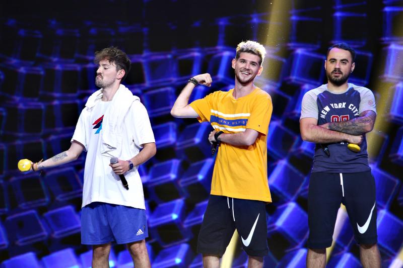 Hohote de râs și parodii de cinci stele, în prima ediție a emisiunii Antitalent! Andreea Marin a făcut spectacol uriaș